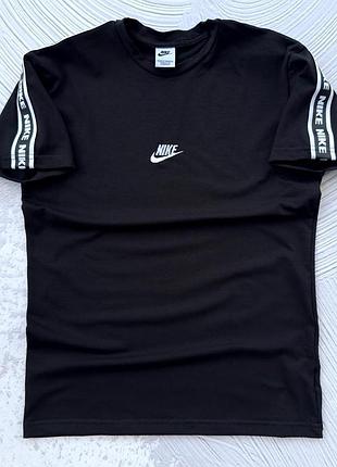 Футболка nike лампас черная