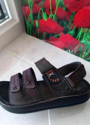 Кожаные сандалии босоножки бренда fashion house 79.  8,5   eur  26