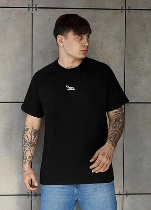 Чоловіча однотонна стильна базова футболка staff logo black