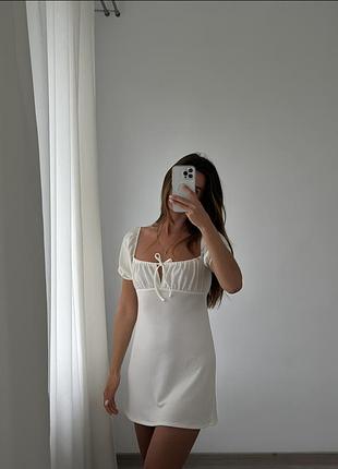 Плаття біле , плаття коротке