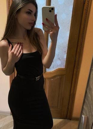 Сукня  на брительках
