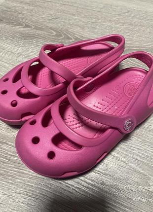 Crocs 25 p 7