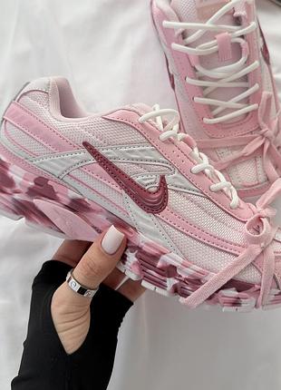 Кроссовки женские nike iniator 37