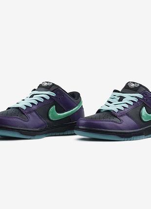 Кросівки жіночі nike dunk low ltd wizard limited 37