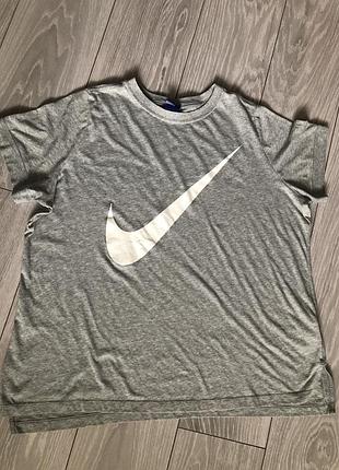 Футболка оверсайз оригінал nike