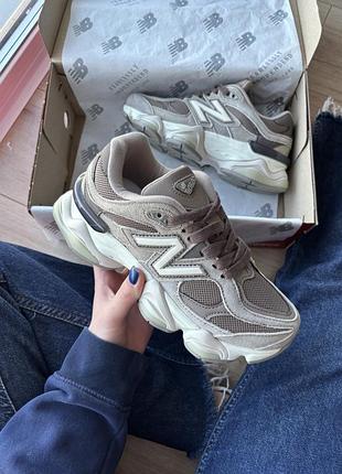 Кросівки жіночі new balance 9060 brown white 36 37