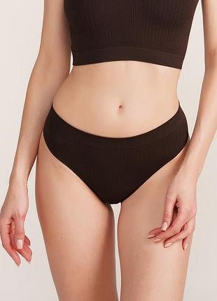 Безшовні стрінги з фактурним візерунком у вигляді смужок string briefs braid chocolate, s/m