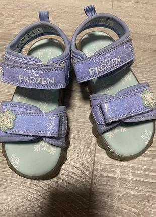 Сандалі 28 р  frozen