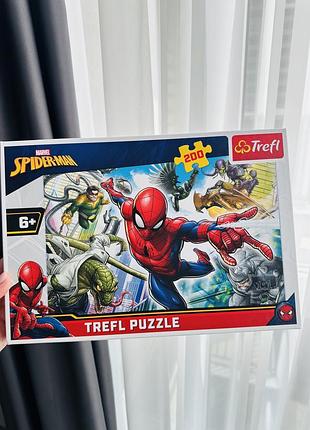Пазл trefl spider-man народжений бути супергероєм, 200 ел.