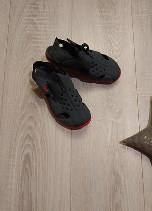 Босоножки nike