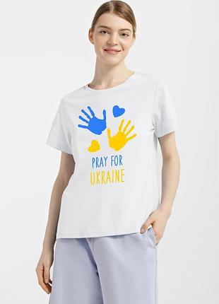 Футболка женская белая с принтом "pray for ukraine", l