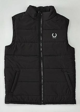 Жилетка fred perry чорна