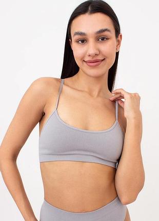 Безшовний топ в рубчик на тонких бретелях giulia cami top rib s/m grey-griffin