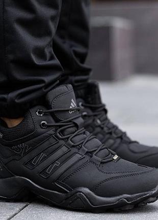 Мужские кроссовки adidas terrex swift r2 mid gore-tex, адидас террекс свифт р2 миди гор-текс черные