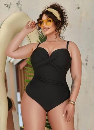 Суцільний чорний купальник plus size з твердими чашками та утяжкою