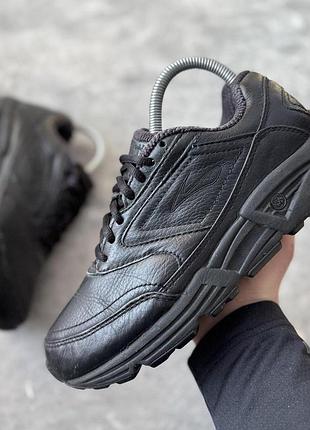 Кросівки жіночі brooks addiction walker (39 (25 см))