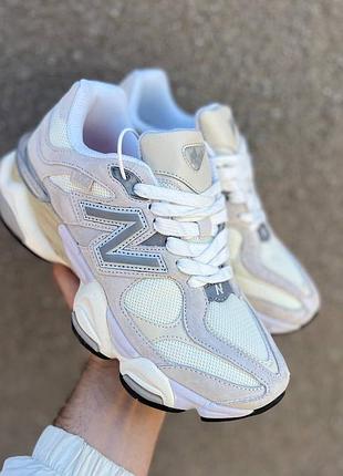 Кросівки new balance 9060 нью баланс бежеві з сірим і білим жіночі стильні та комфортні