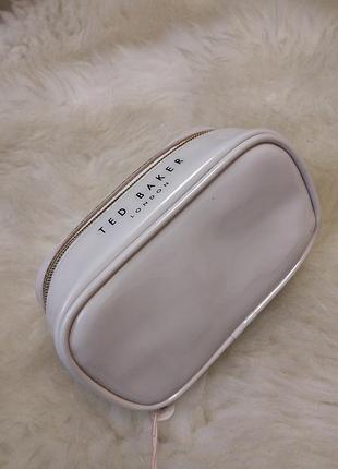 Нова косметичка ted baker 5