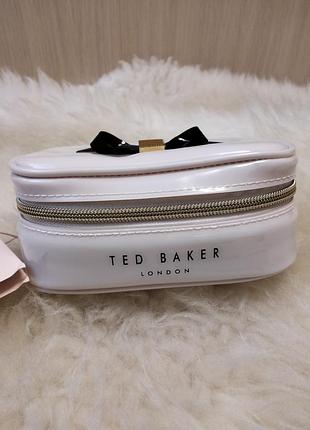Нова косметичка ted baker 2