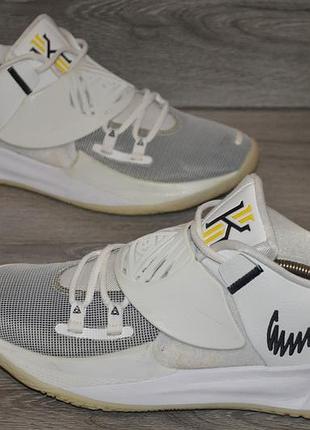 Продам кроссовки фирма nike kyrie low 3.