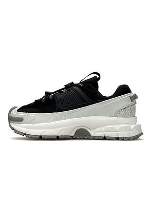 Кроссовки женские nike zoom vomero roam white black