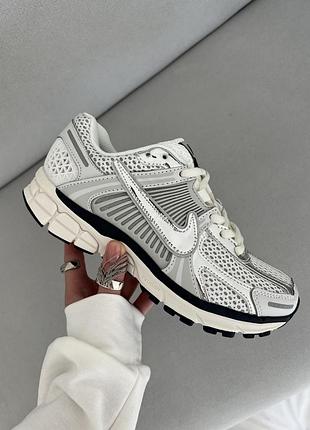 Кросівки nike zoom vomero 5 silver 37