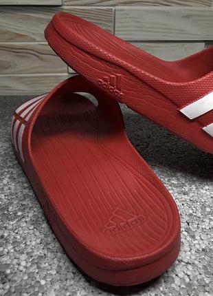 Шлепанцы adidas . оригинал 2