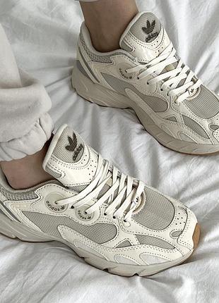 Кросівки adidas astir