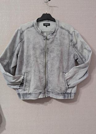 Стильний світлий бомбер куртка viventy bernd berger oversized denim smoke wash germany