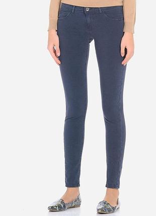 Джинсы skinny женские united colors of benetton 158858 25 темно-синие (2200004312453)