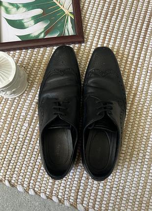 Туфлі clarks brogue style 4