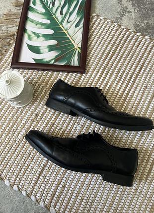 Туфлі clarks brogue style 6