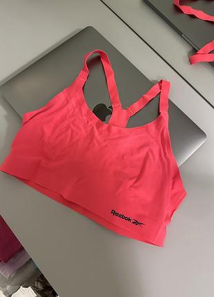 Топ reebok