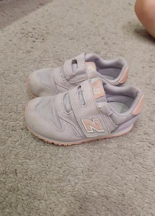 Кроссовки new balance 25.5 р