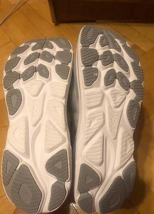 Hoka clifton 10 3