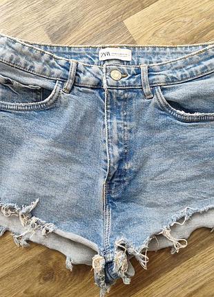 Джинсовые шорты от zara