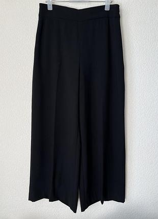 Чорні кюлоти з стрілками zara