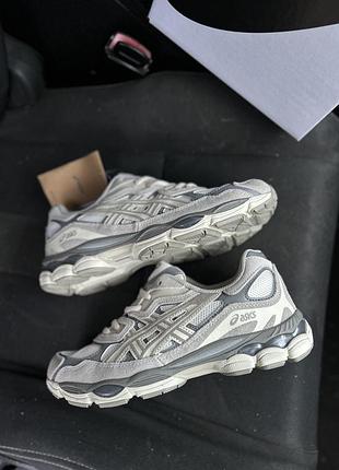 Жіночі кросівки асікс гел нус asics gel nyk white grey 40