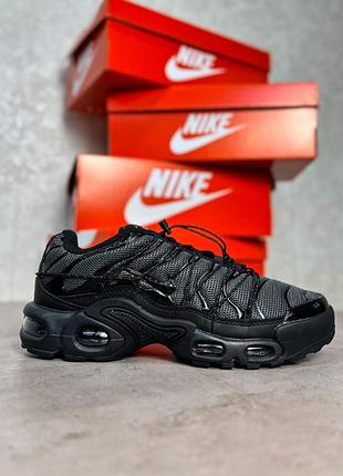 Мужские кроссовки найк стильные nike air max tn plus black gray 42 43