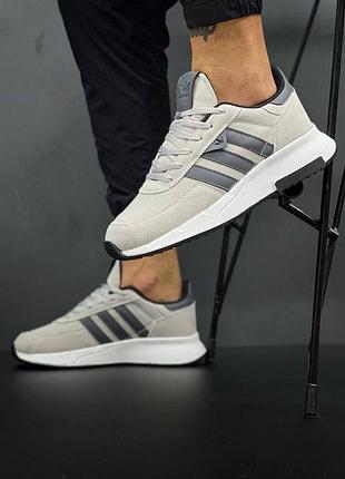 Мужские кроссовки adidas 40 41
