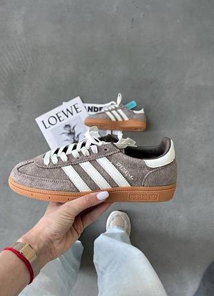 Женские кроссовки адидас специал adidas spezial light brown grey коричневый серый 36 40