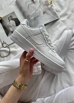 Женские кроссовки найк аир форс nike air force white premium 40
