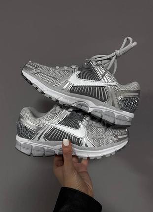 Женские кроссовки стильные найк зум вомеро nike zoom vomero 5 white silver 38