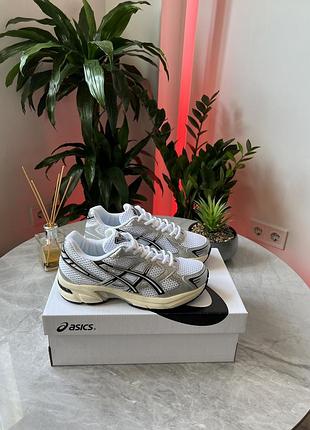 Жіночі кросівки асікс стильні красиві asics gel-1130 white/silver 36