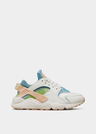 Жіночі кросівки найк стильні оригінал nike air huarache se sun club dq0117-100