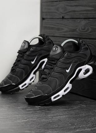 Мужские кроссовки найк стильные nike air max tn plus 41 45