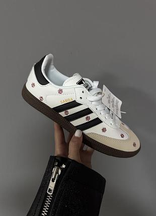 Женские кроссовки адидас самба adidas samba floral white 39