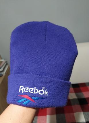 Шапка reebok!