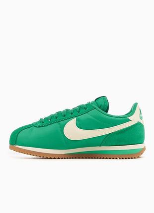 Жіночі кросівки стильні повсякденні найк оригінал nike cortez dz2795-301