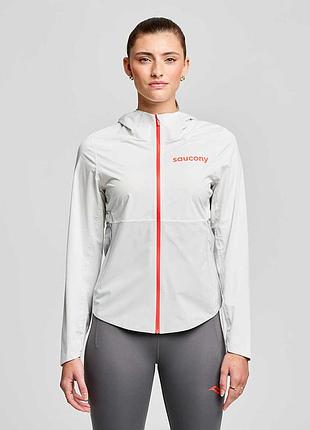 Жіноча вітровка савконі оригінал saucony endorphin runshield jacket saw800456-cd